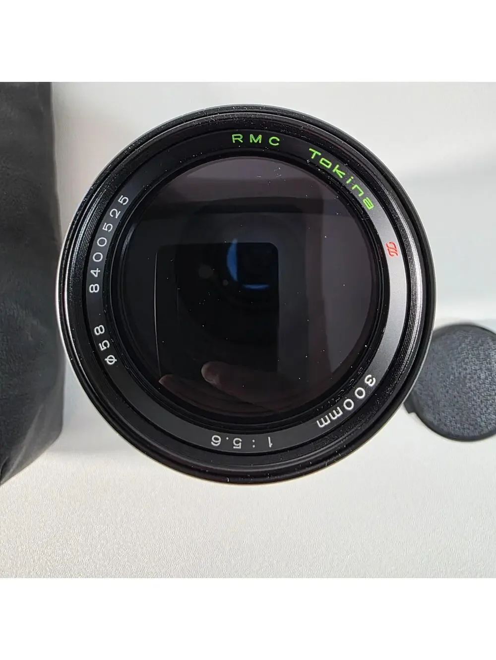 Tokina RMC 300mm f5.6 Telephoto Lens W/Caps & Soft Case